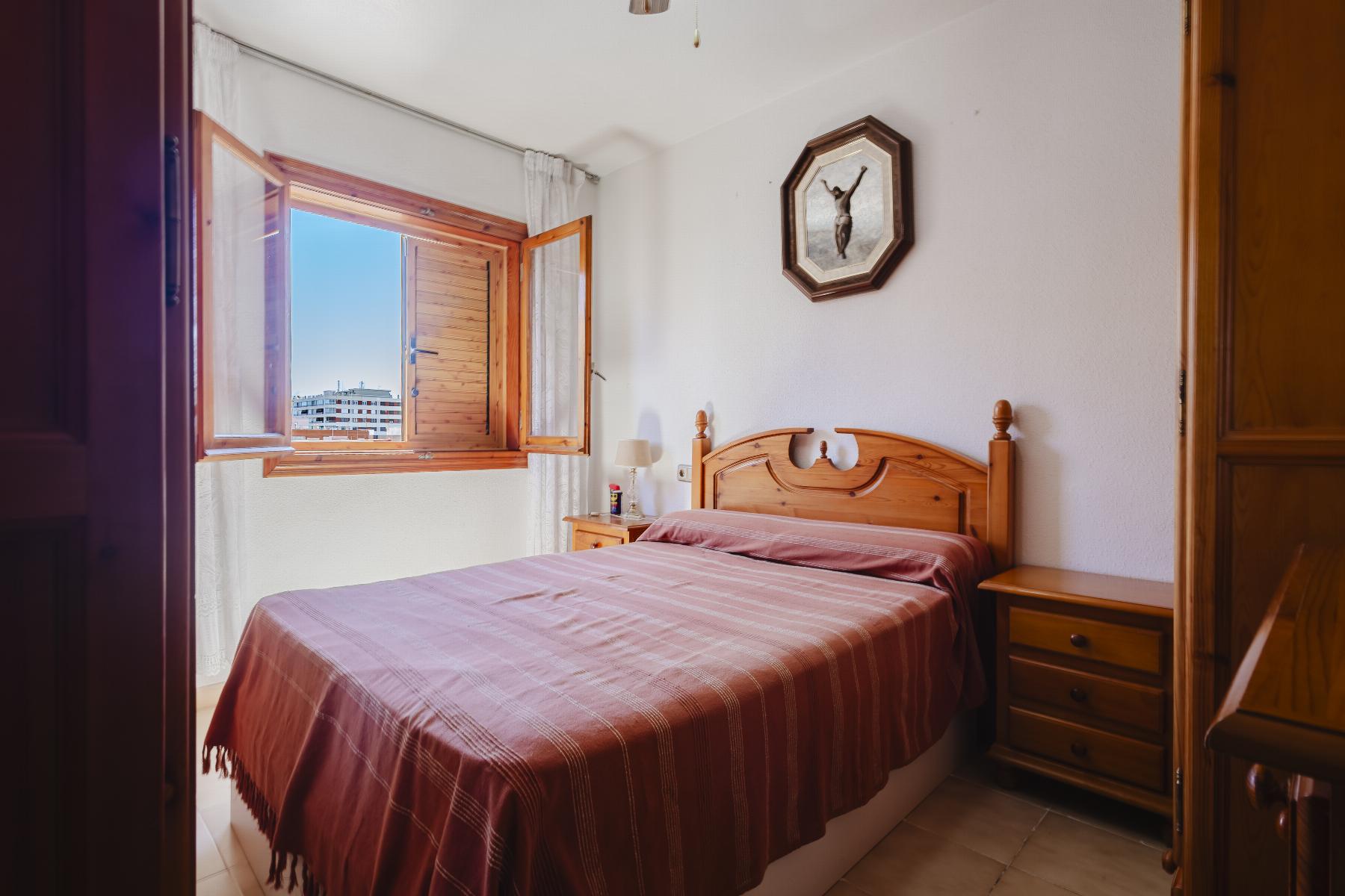 For sale - 2 Bedroom 1 Bathroom Atico in Torrevieja - Playa del Acequión  - Alicante