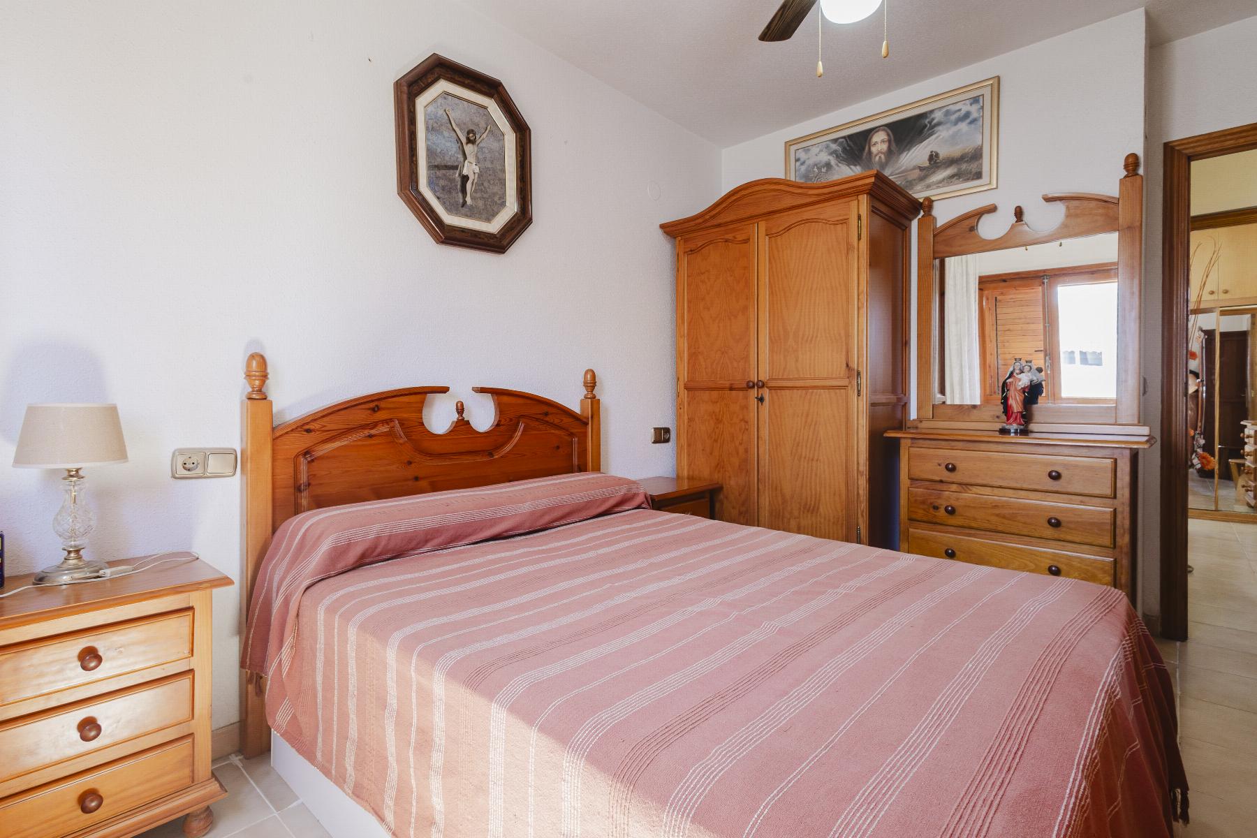 For sale - 2 Bedroom 1 Bathroom Atico in Torrevieja - Playa del Acequión  - Alicante