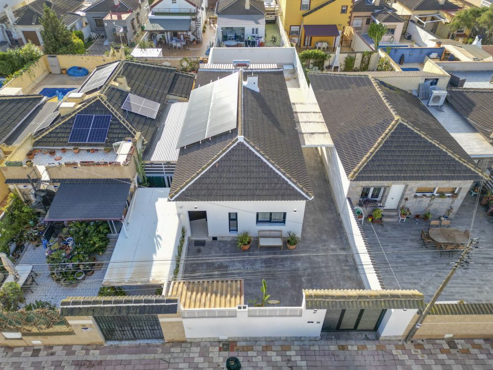 For sale - 3 Bedroom 2 Bathroom Villa in Torrevieja - La Siesta - El Salado - Torreta  - Alicante
