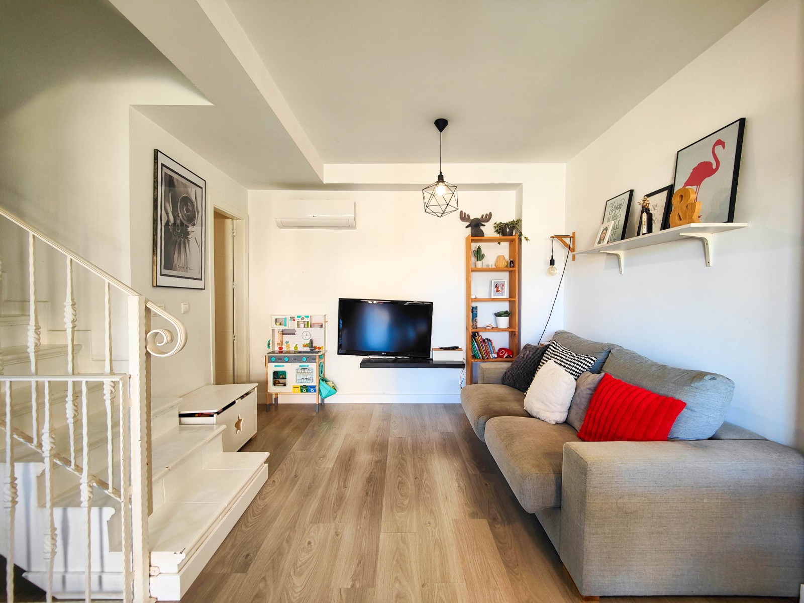 For sale - 4 Bedroom 3 Bathroom Townhouse in Guardamar del Segura - Guardamar - El Raso  - Alicante