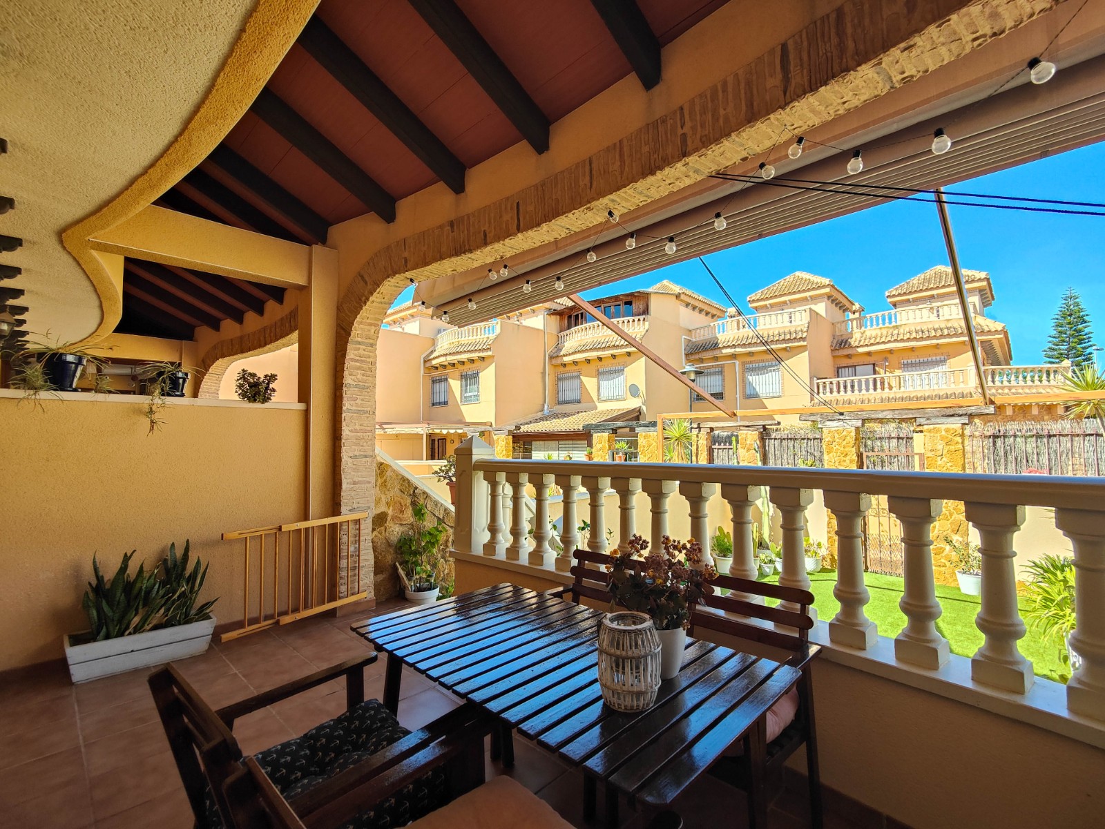 For sale - 4 Bedroom 3 Bathroom Townhouse in Guardamar del Segura - Guardamar - El Raso  - Alicante