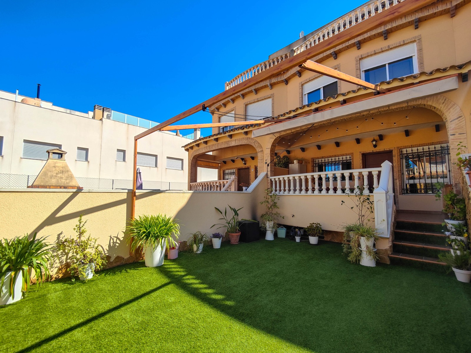 For sale - 4 Bedroom 3 Bathroom Townhouse in Guardamar del Segura - Guardamar - El Raso  - Alicante