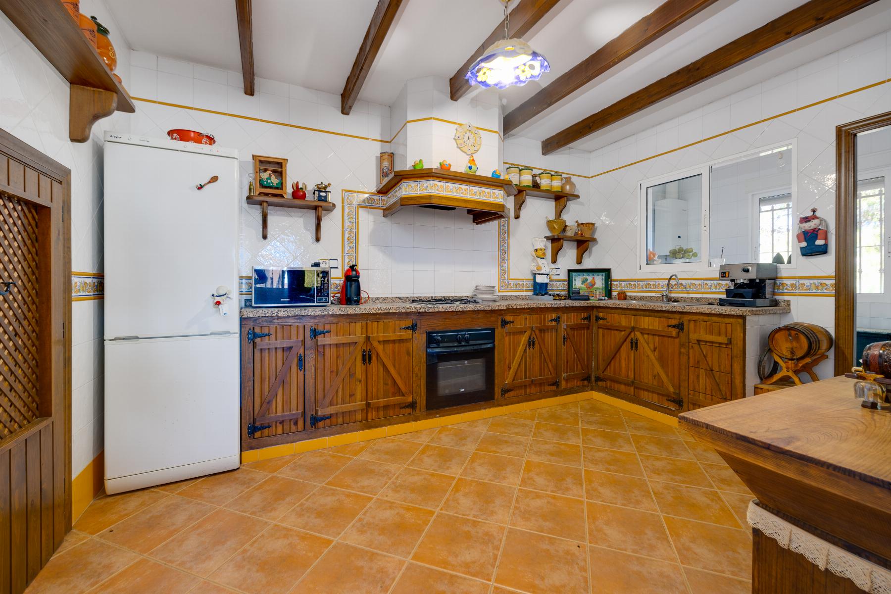 For sale - 5 Bedroom 3 Bathroom Chalet in San Miguel de Salinas - San Miguel de Salinas  - Alicante