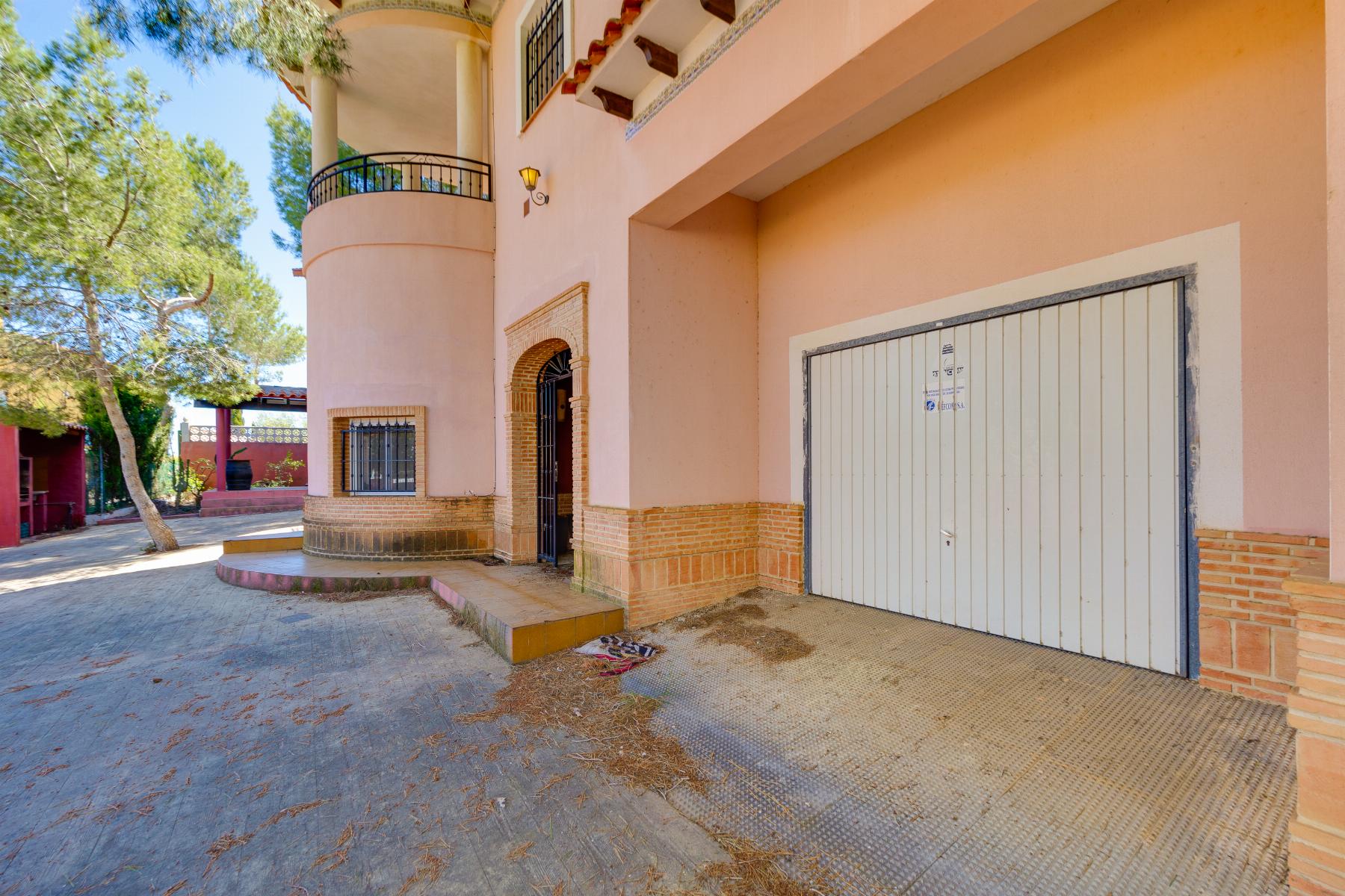 For sale - 5 Bedroom 3 Bathroom Chalet in San Miguel de Salinas - San Miguel de Salinas  - Alicante