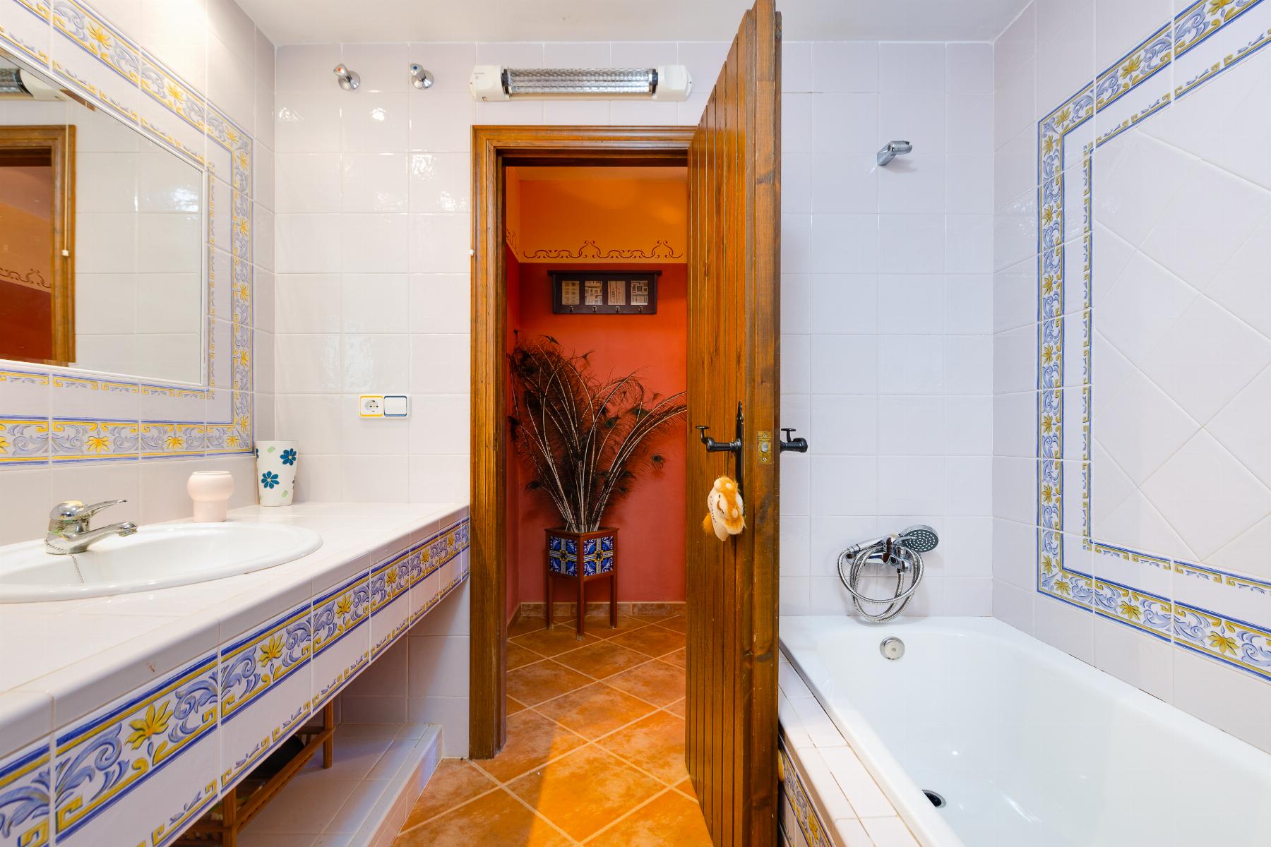 For sale - 5 Bedroom 3 Bathroom Chalet in San Miguel de Salinas - San Miguel de Salinas  - Alicante
