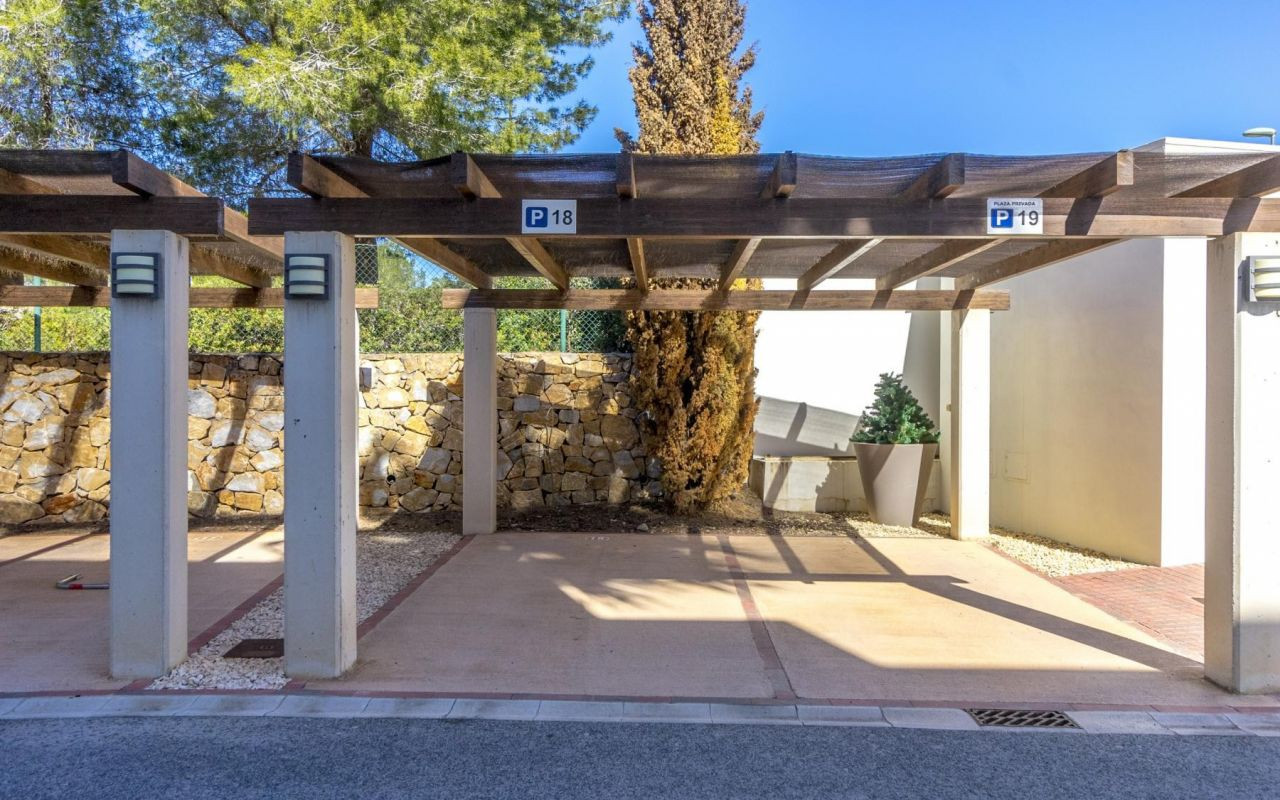 For sale - 2 Bedroom 2 Bathroom Penthouse in Orihuela Costa - Las Colinas Golf  - Alicante
