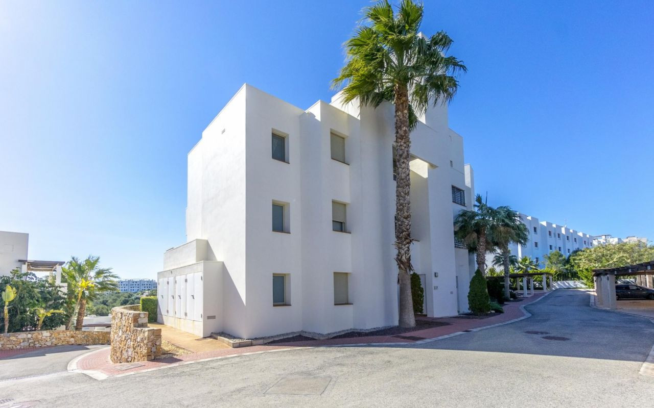For sale - 2 Bedroom 2 Bathroom Penthouse in Orihuela Costa - Las Colinas Golf  - Alicante