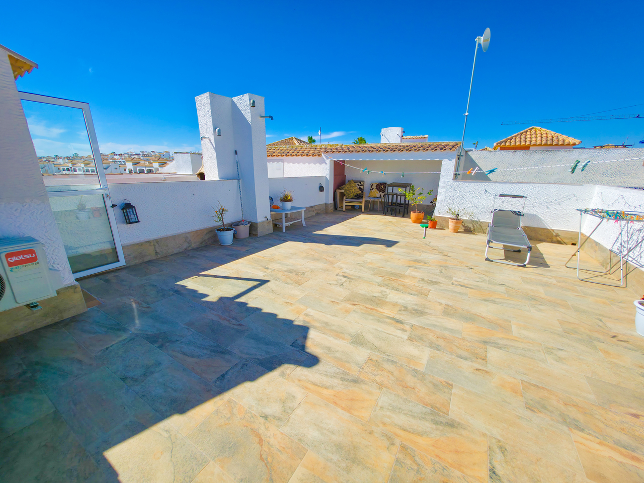 For sale - 2 Bedroom 1 Bathroom Penthouse Apartment in Vistabella Golf Los Montesinos - , Vistabella Golf, Alicante, Spain - Alicante