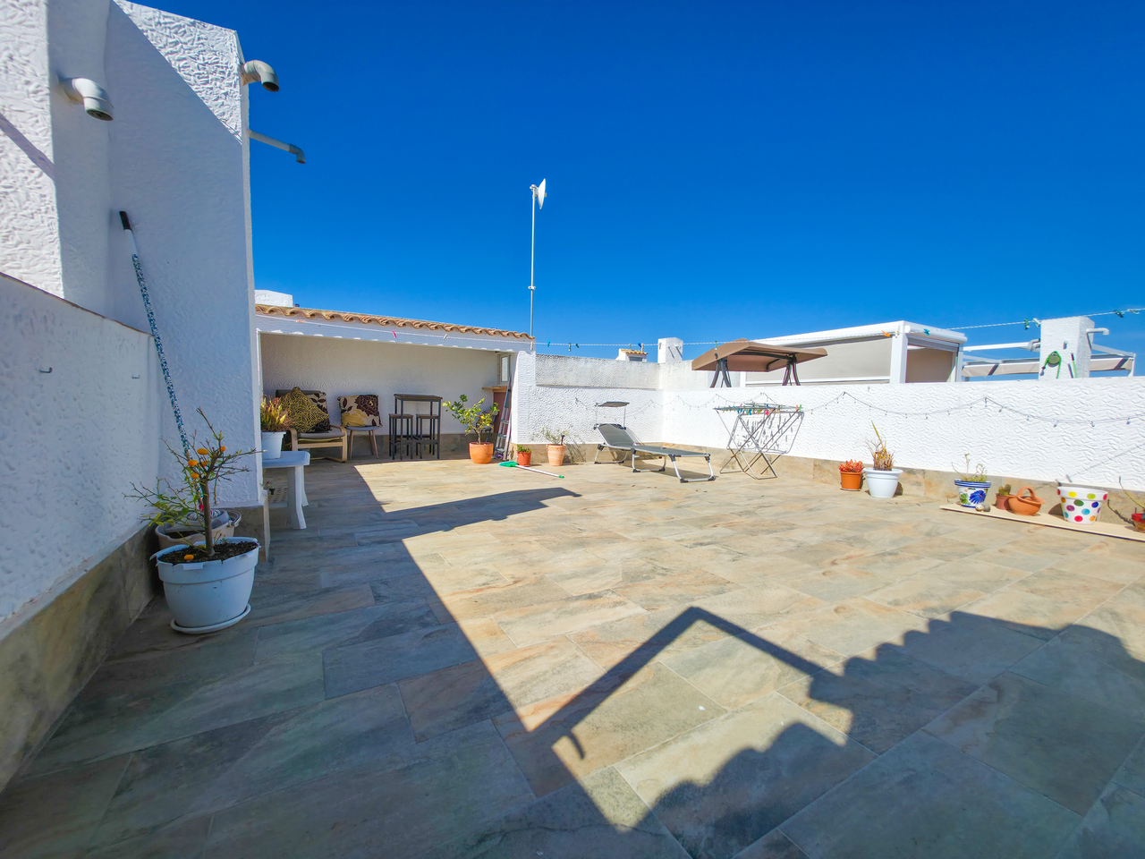 For sale - 2 Bedroom 1 Bathroom Penthouse Apartment in Vistabella Golf Los Montesinos - , Vistabella Golf, Alicante, Spain - Alicante