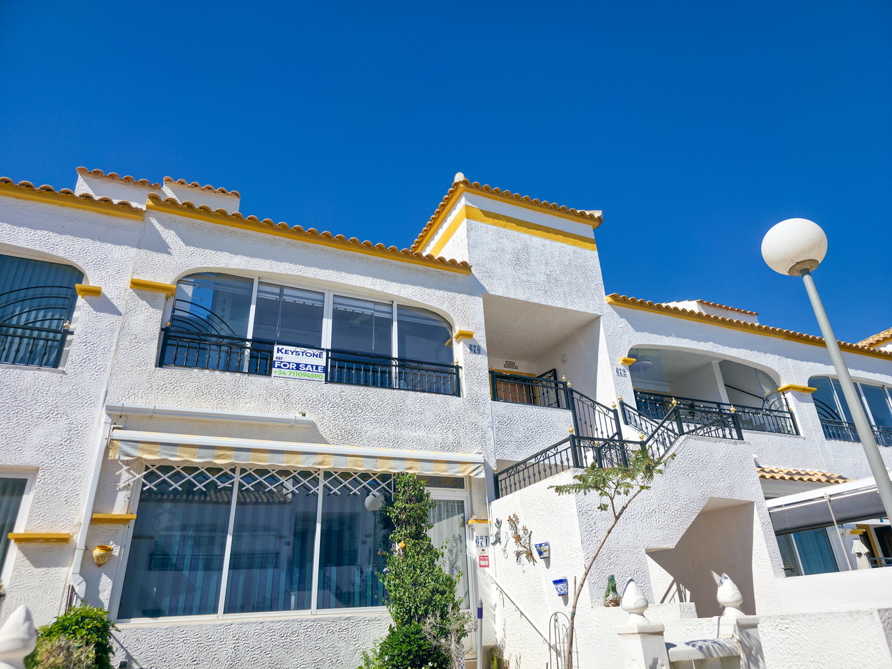 For sale - 2 Bedroom 1 Bathroom Penthouse Apartment in Vistabella Golf Los Montesinos - , Vistabella Golf, Alicante, Spain - Alicante