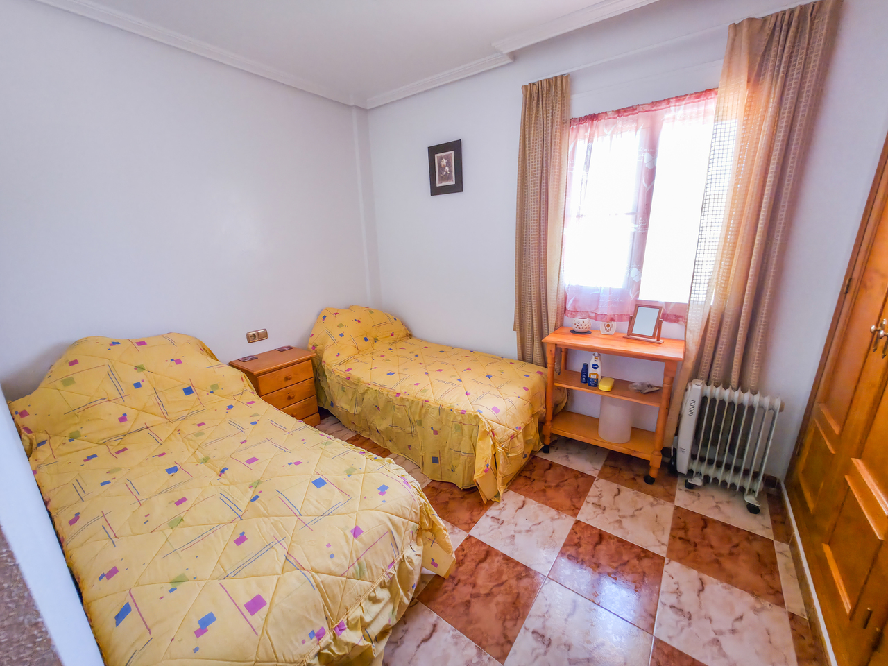 For sale - 2 Bedroom 1 Bathroom Apartment in Lomas de Cabo Roig - , Lomas de Cabo Roig, Alicante, Spain - Alicante