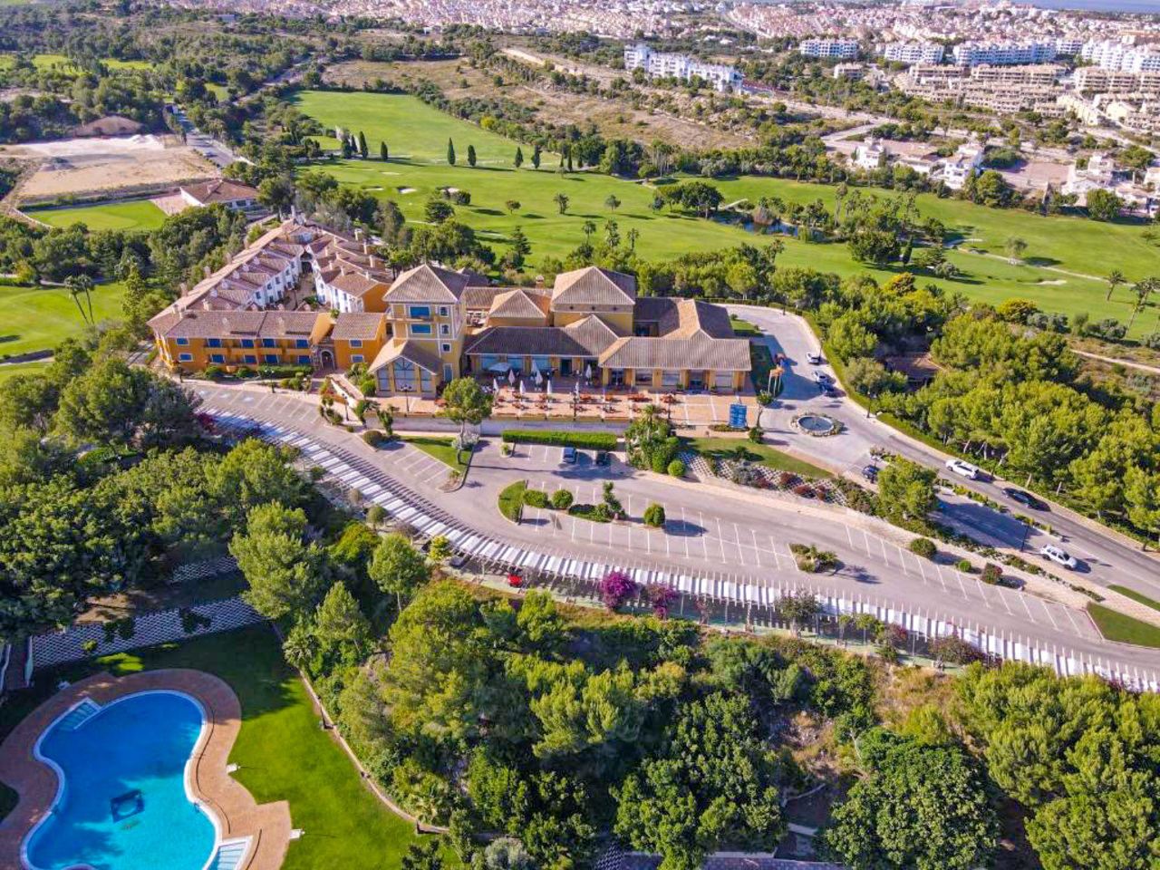 For sale - 2 Bedroom 1 Bathroom Apartment in Lomas de Cabo Roig - , Lomas de Cabo Roig, Alicante, Spain - Alicante