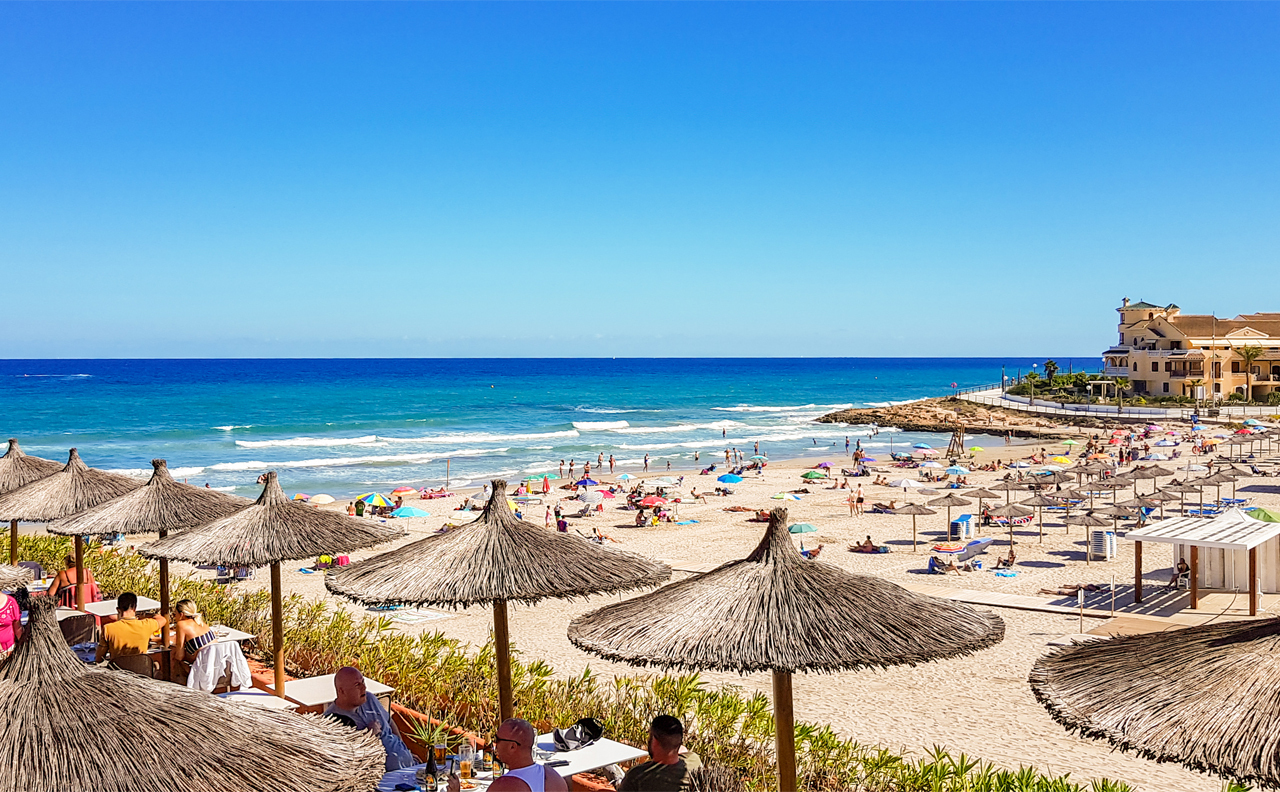 For sale - 2 Bedroom 1 Bathroom Apartment in Lomas de Cabo Roig - , Lomas de Cabo Roig, Alicante, Spain - Alicante