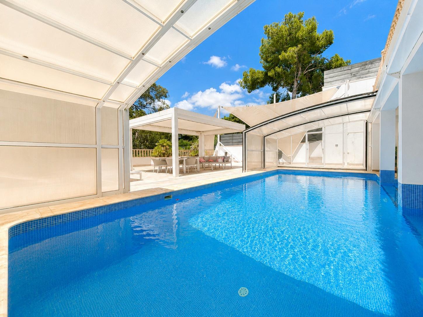For sale - 4 Bedroom 5 Bathroom Villa in Cabo Roig - Campoamor  - Alicante