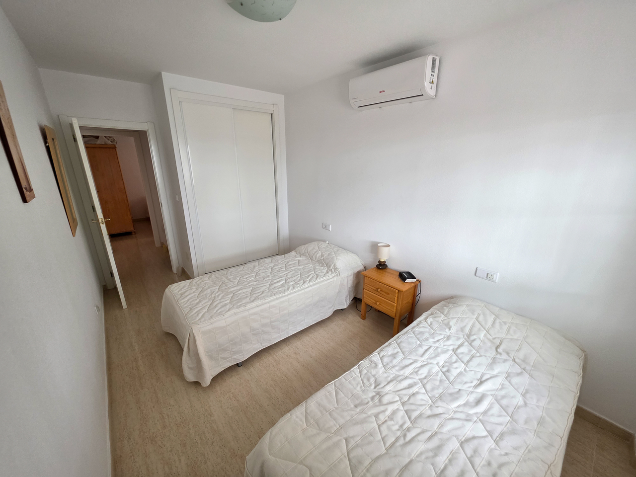 For sale - 2 Bedroom 1 Bathroom Apartment in Villamartin - , Villamartin, Alicante, Spain - Alicante