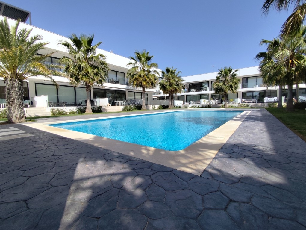3 Bedroom 2 Bathroom Penthouse in Mar de Cristal
