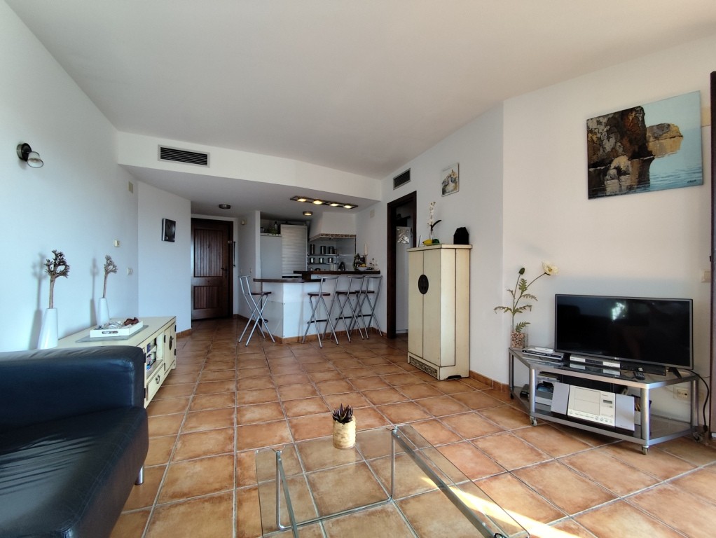 For sale - 2 Bedroom 1 Bathroom Penthouse in Punta Prima -  - Alicante