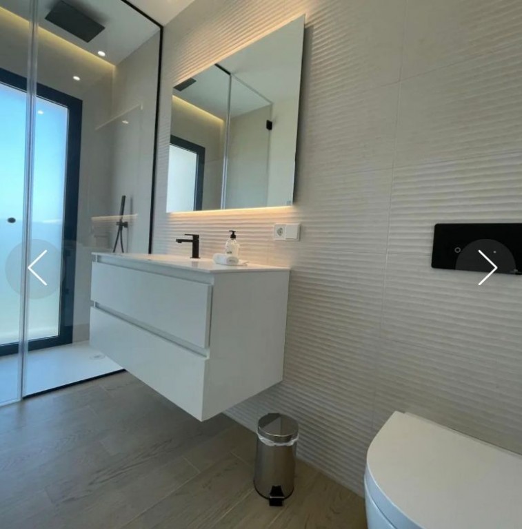 For sale - 2 Bedroom 2 Bathroom Apartment in Las Colinas Golf -  - Alicante