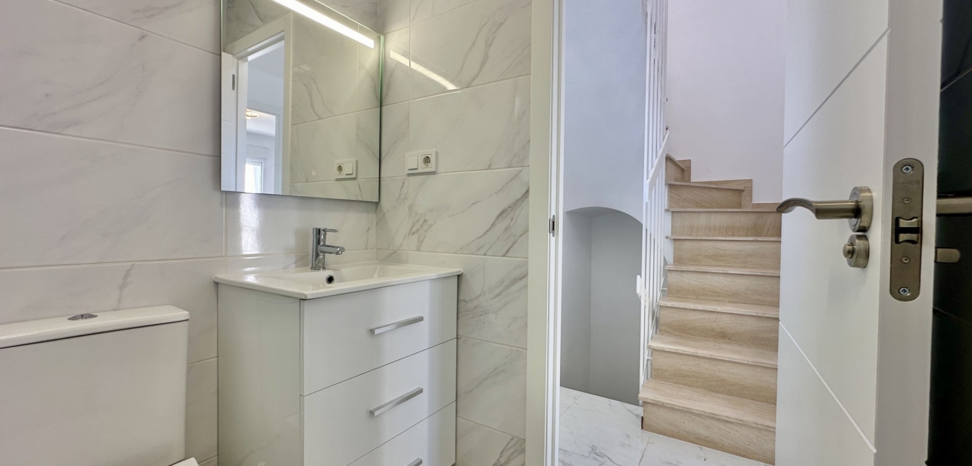 For sale - 3 Bedroom 2 Bathroom Townhouse in Torrevieja - Los Balcones - Los Altos del Edén  - Alicante