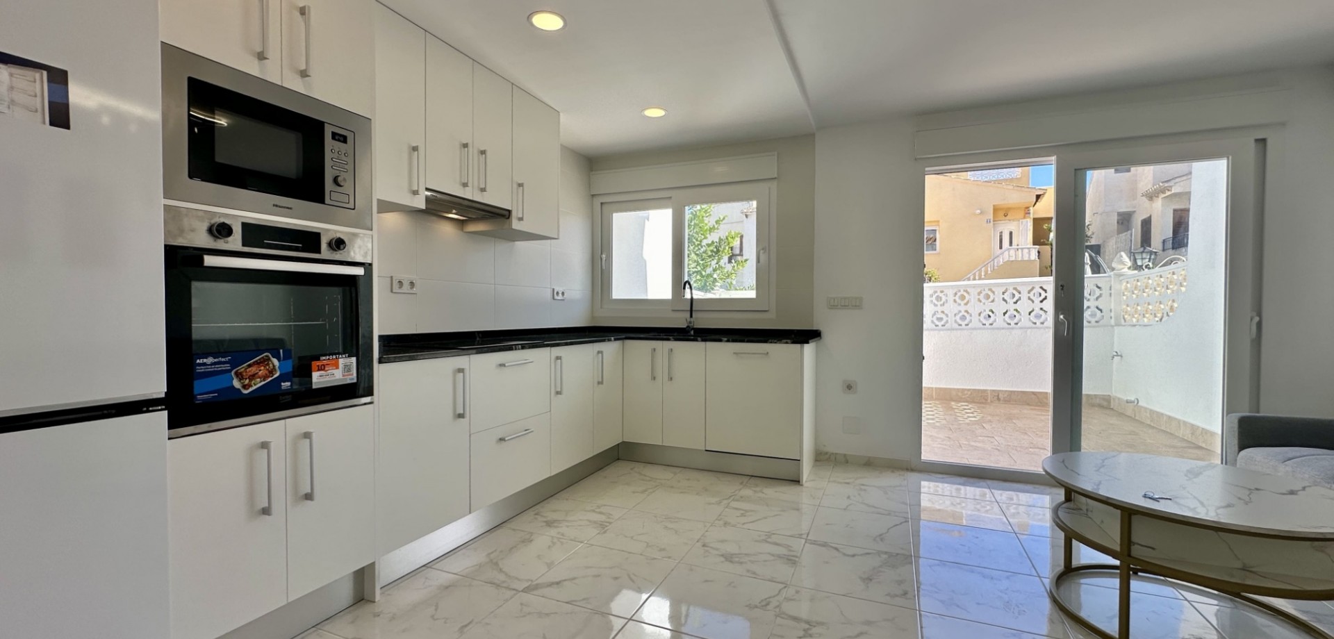 For sale - 3 Bedroom 2 Bathroom Townhouse in Torrevieja - Los Balcones - Los Altos del Edén  - Alicante