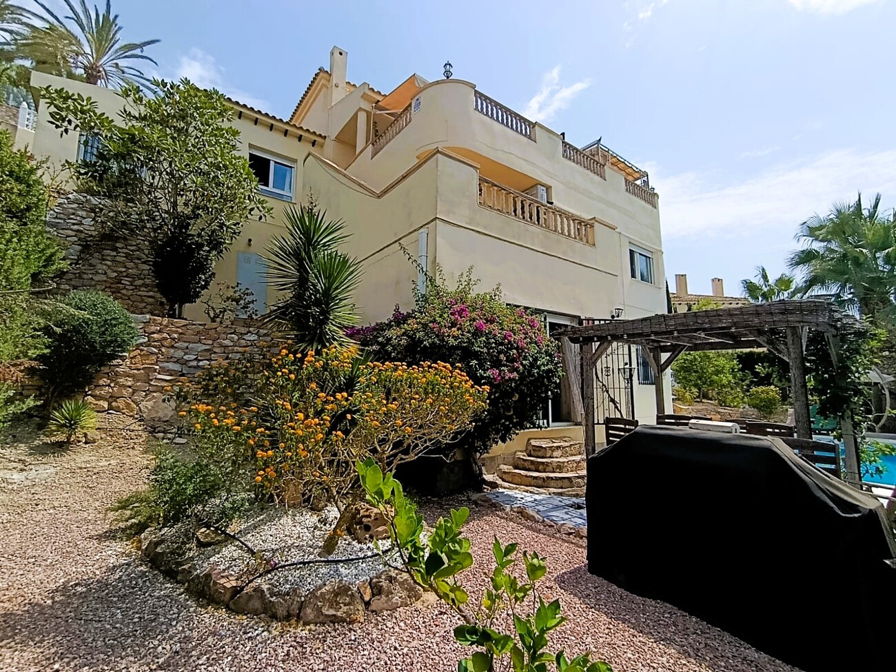 For sale - 4 Bedroom 3 Bathroom Villa in Las Ramblas Golf - Inland  - Alicante