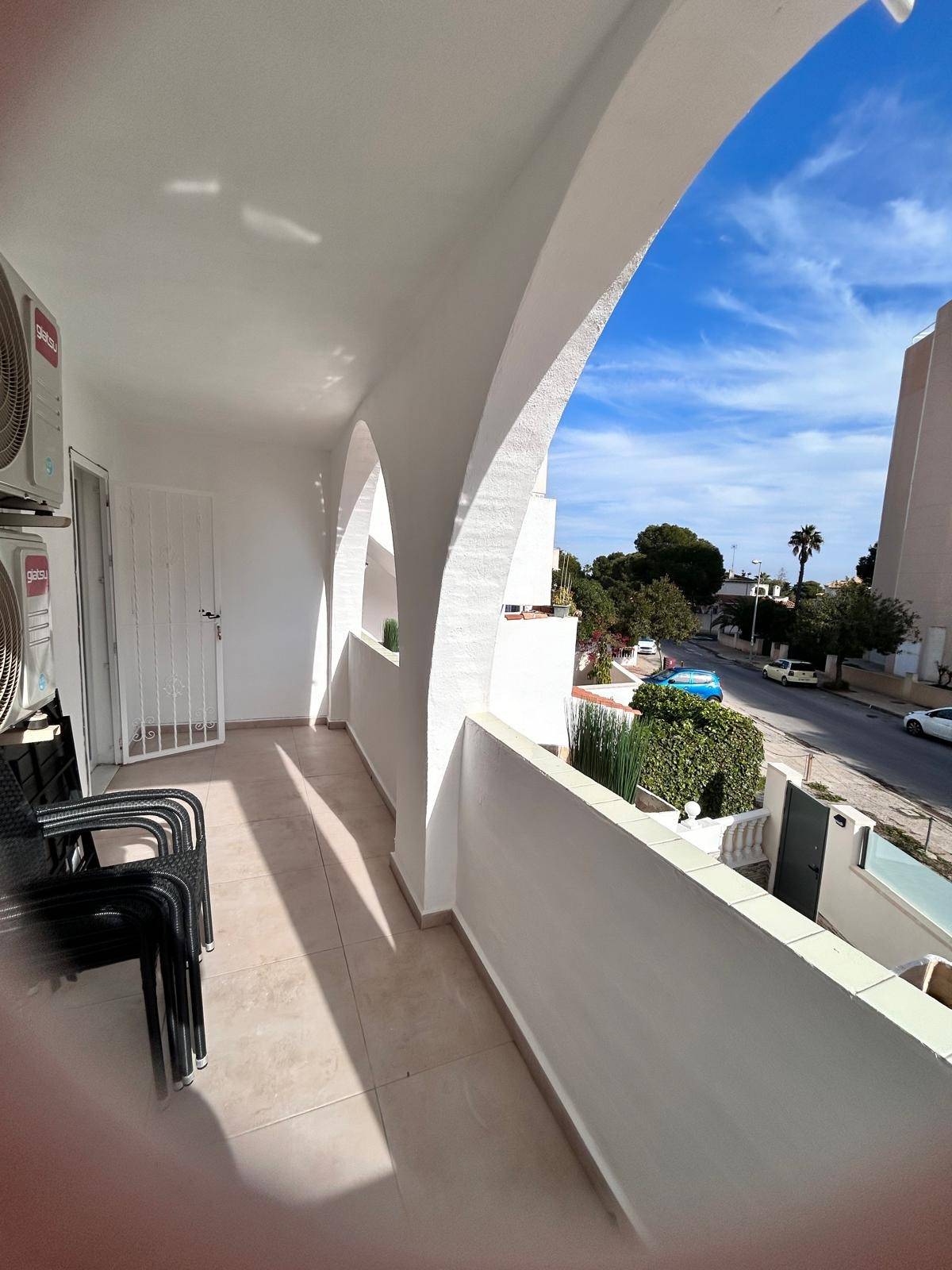 For sale - 2 Bedroom 1 Bathroom Apartment in Orihuela Costa - La Regia  - Alicante