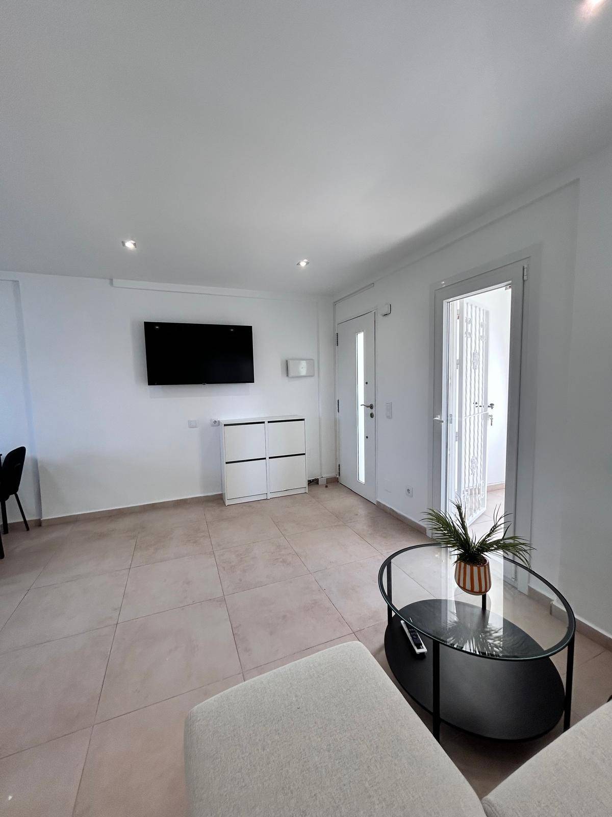 For sale - 2 Bedroom 1 Bathroom Apartment in Orihuela Costa - La Regia  - Alicante