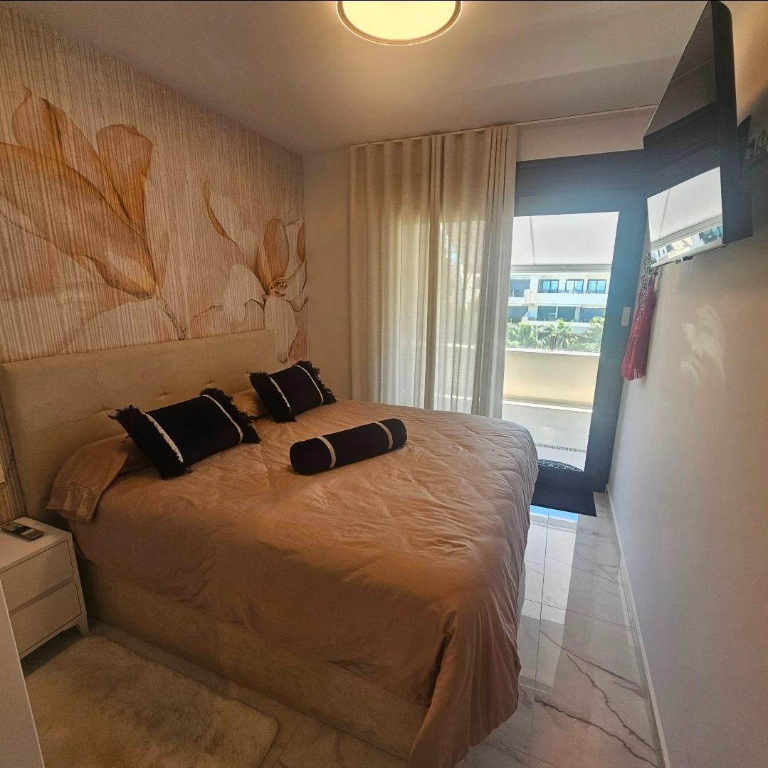 For sale - 4 Bedroom 2 Bathroom Penthouse in Orihuela Costa - Los Almendros-la Florida  - Alicante