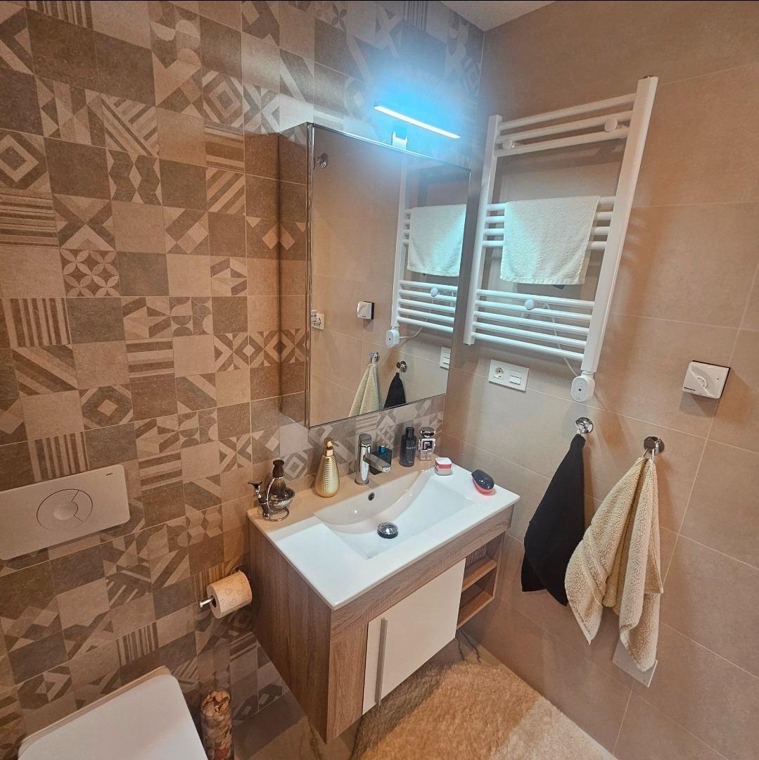 For sale - 4 Bedroom 2 Bathroom Penthouse in Orihuela Costa - Los Almendros-la Florida  - Alicante