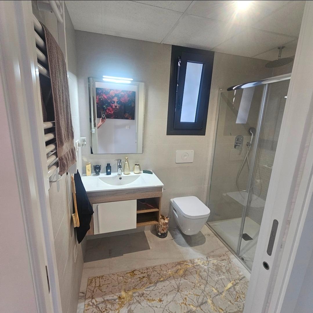 For sale - 4 Bedroom 2 Bathroom Penthouse in Orihuela Costa - Los Almendros-la Florida  - Alicante