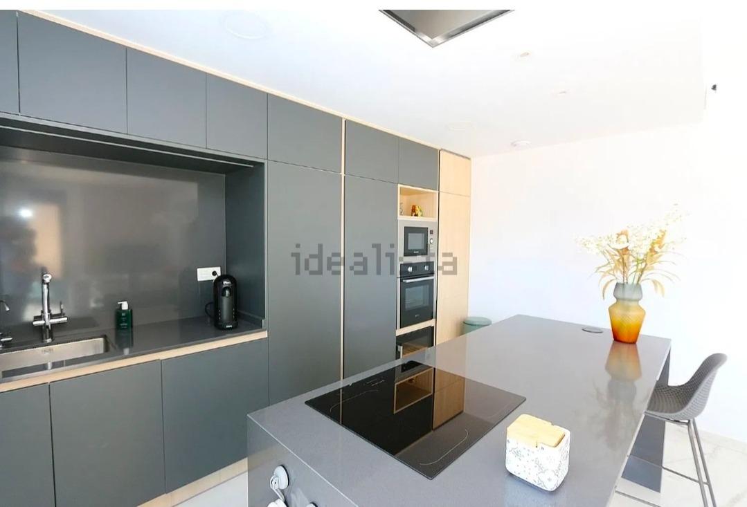For sale - 4 Bedroom 2 Bathroom Penthouse in Orihuela Costa - Los Almendros-la Florida  - Alicante