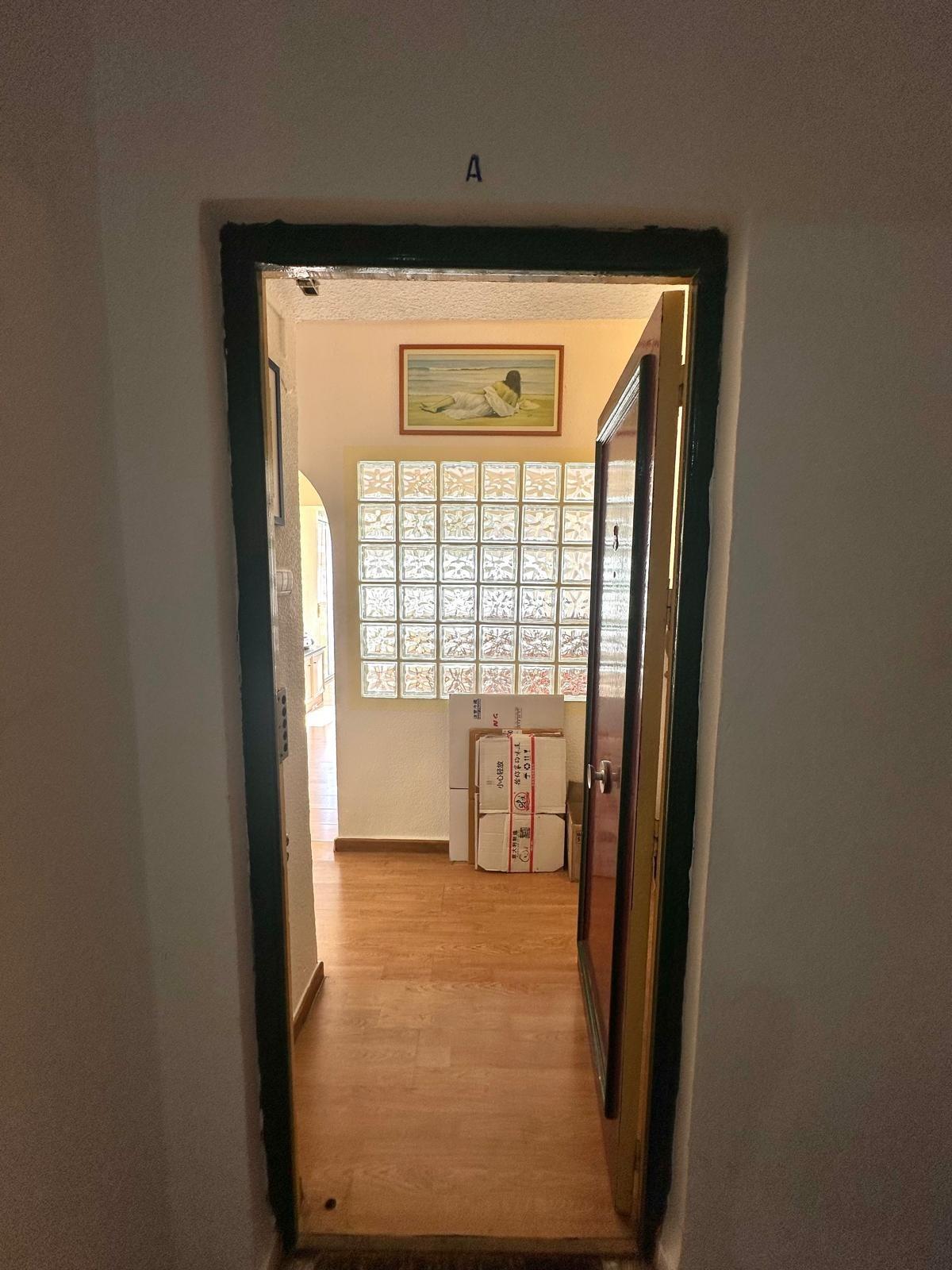 For sale - 3 Bedroom 1 Bathroom Apartment in Torrevieja - Estacion De Autobuses  - Alicante