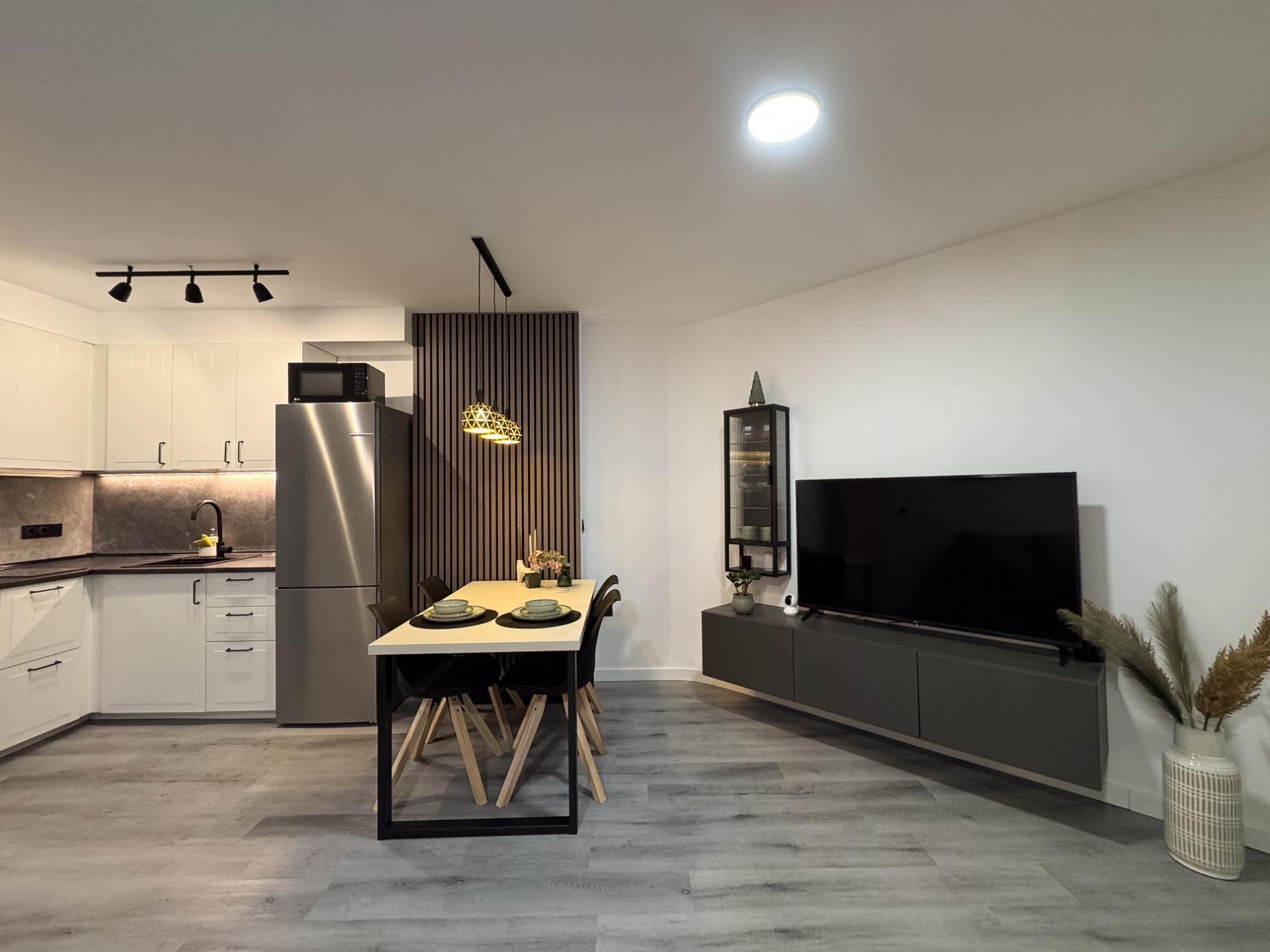 For sale - 2 Bedroom 1 Bathroom Apartment in Torrevieja - Curva Del Palangre  - Alicante