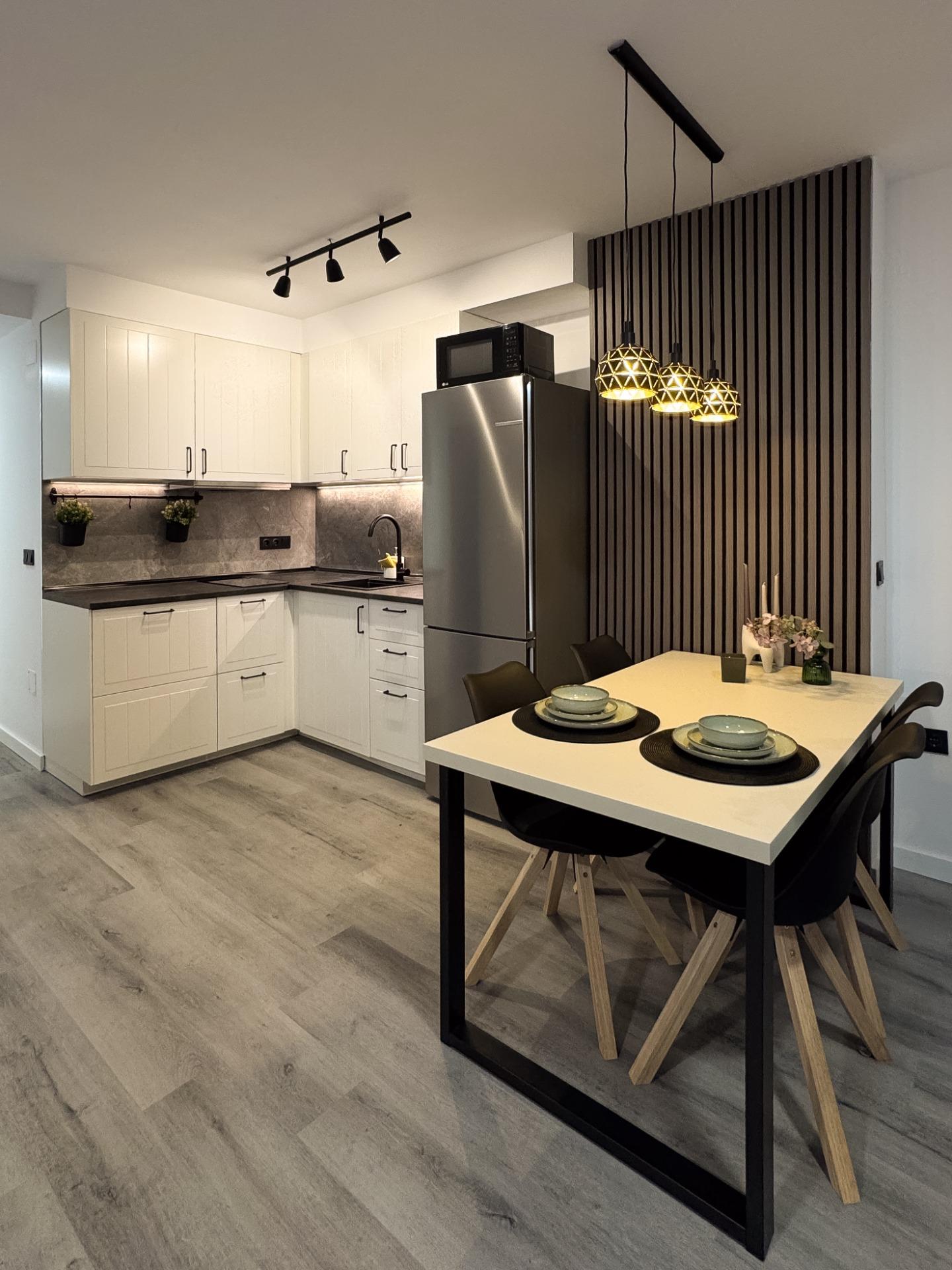 For sale - 2 Bedroom 1 Bathroom Apartment in Torrevieja - Curva Del Palangre  - Alicante