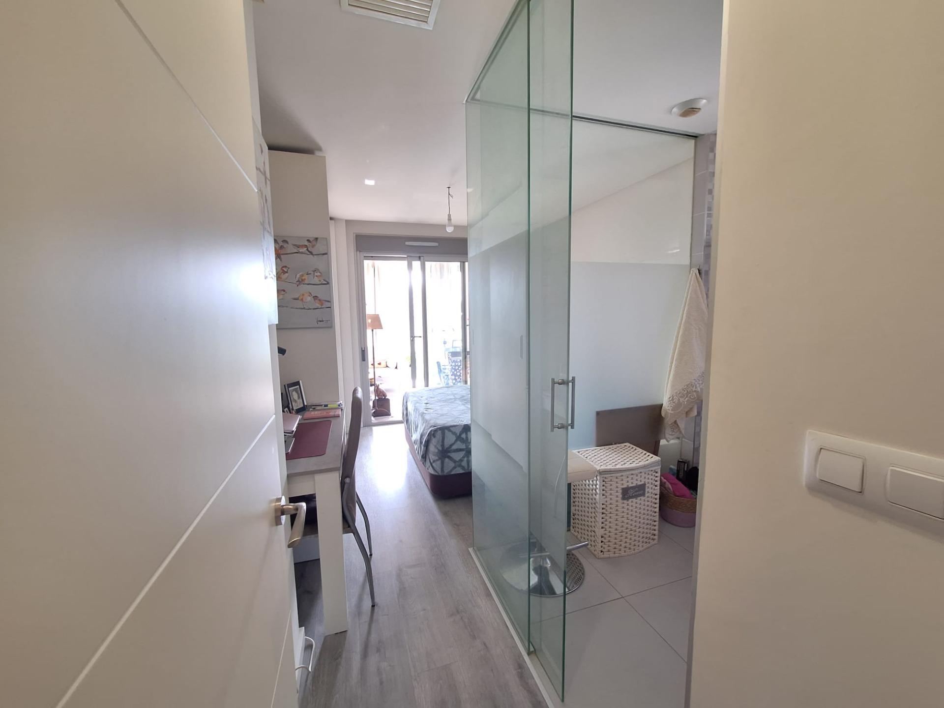 For sale - 3 Bedroom 2 Bathroom Apartment in Orihuela Costa - Los Dolses  - Alicante