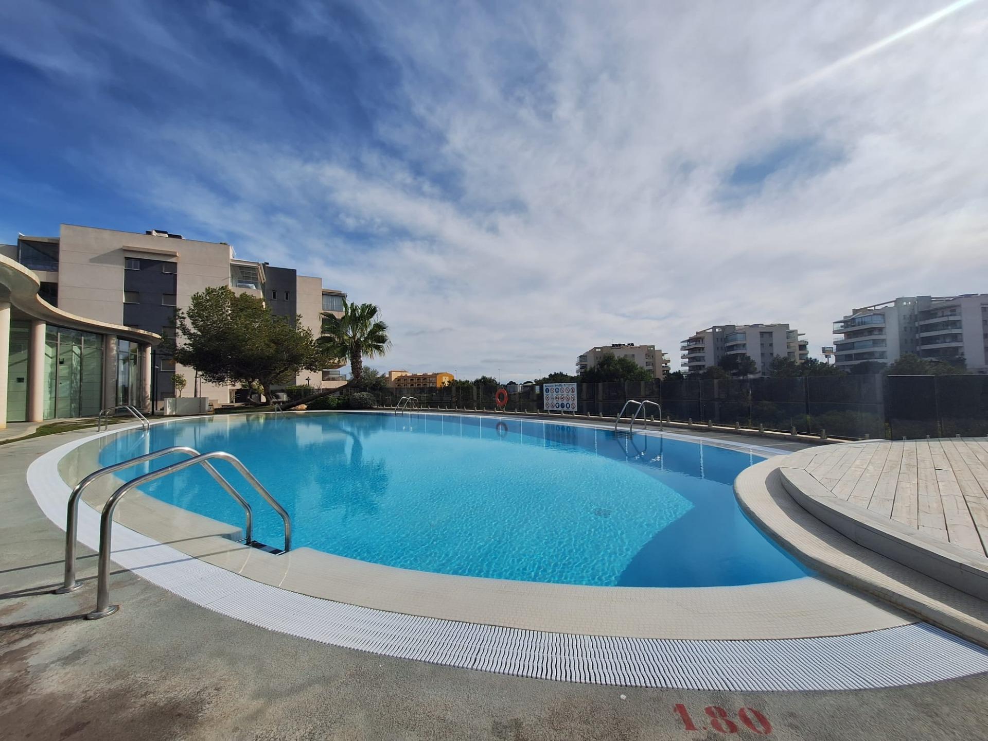 For sale - 3 Bedroom 2 Bathroom Apartment in Orihuela Costa - Los Dolses  - Alicante