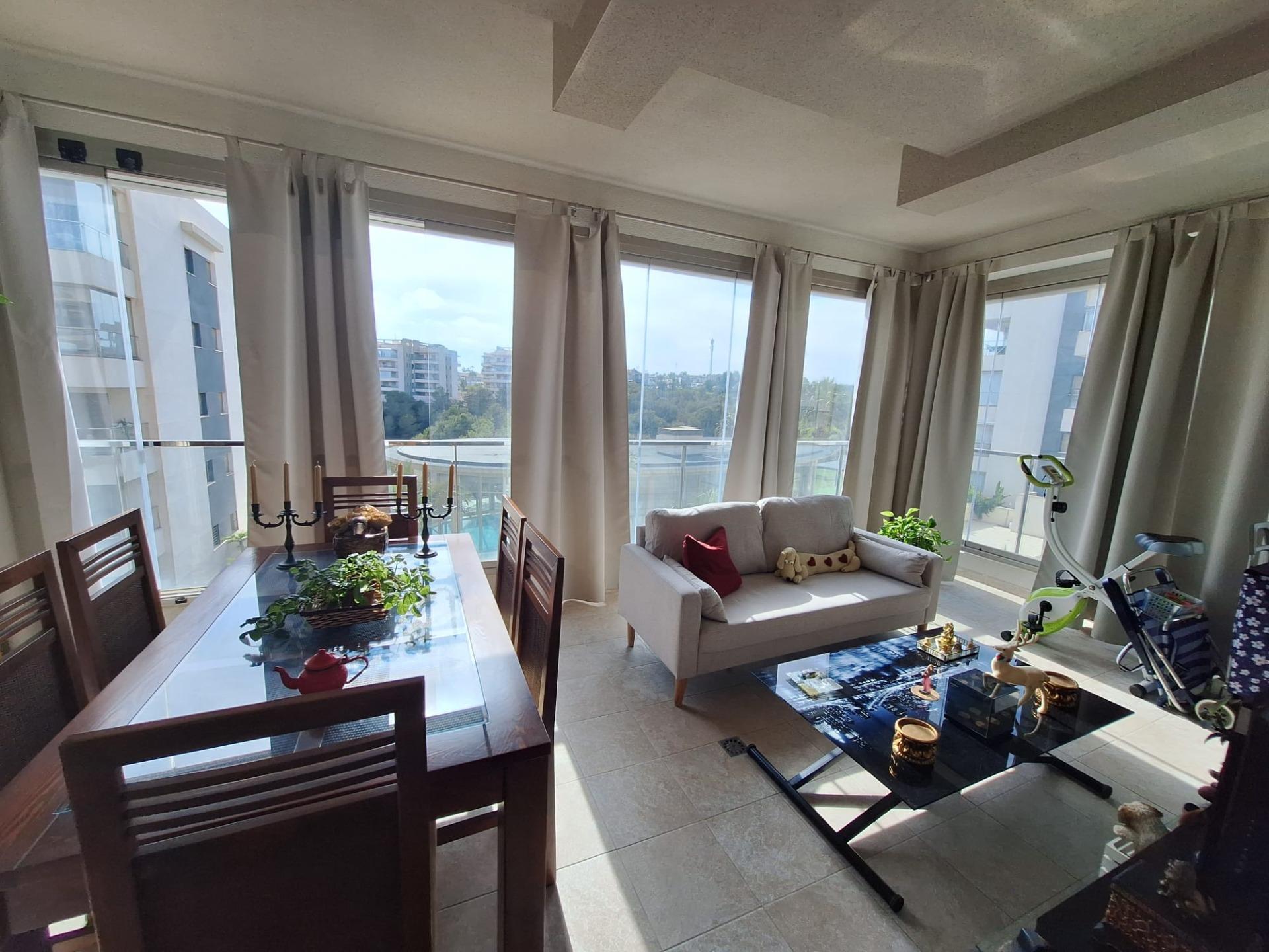 For sale - 3 Bedroom 2 Bathroom Apartment in Orihuela Costa - Los Dolses  - Alicante