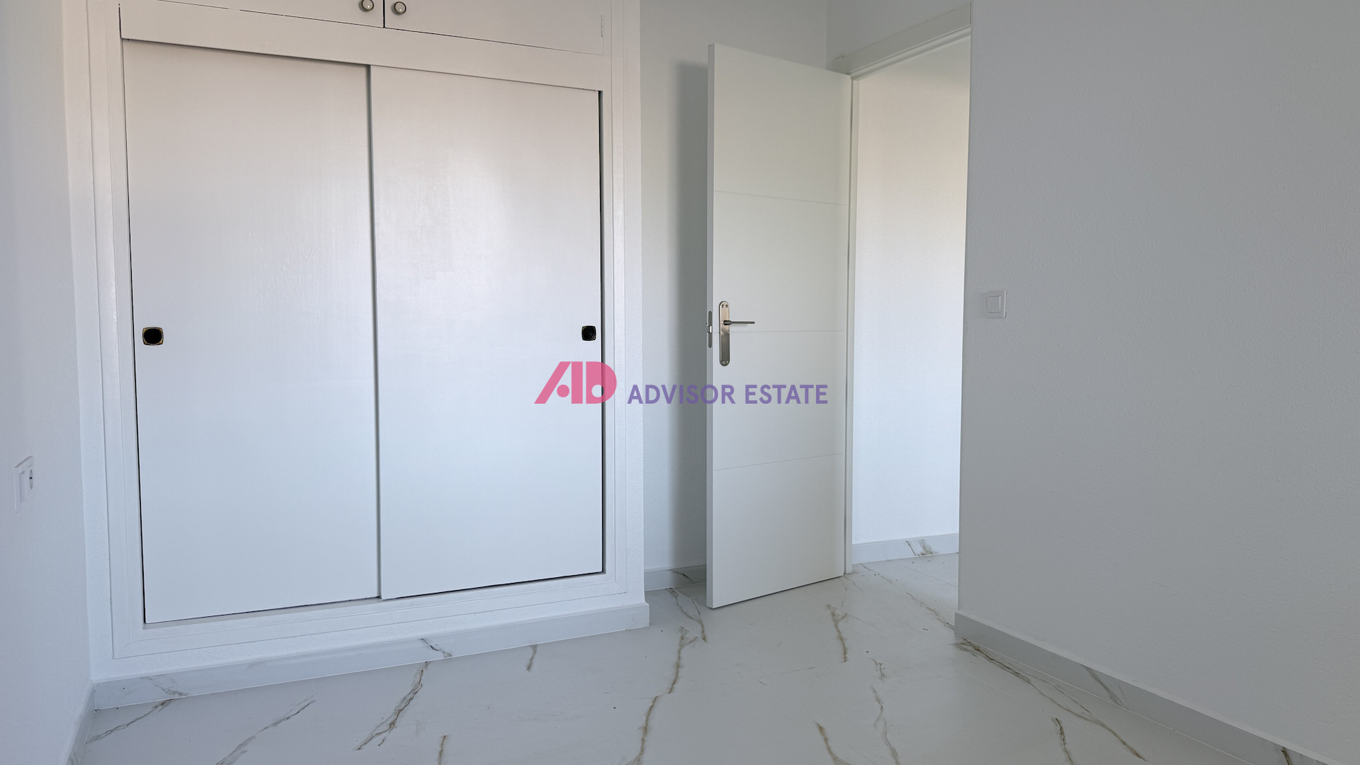 For sale - 2 Bedroom 1 Bathroom Apartment in Orihuela Costa - Costa Blanca  - Alicante