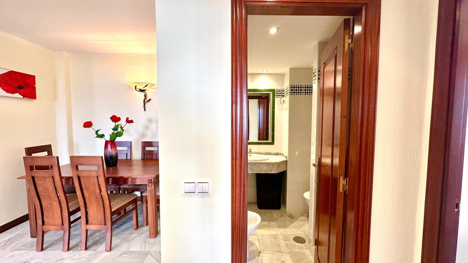 For sale - 3 Bedroom 2 Bathroom Apartment in Torrevieja - Los Frutales  - Alicante