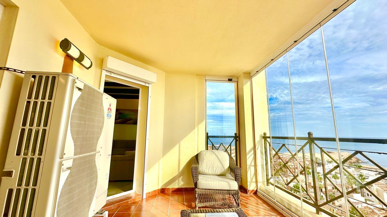 For sale - 3 Bedroom 2 Bathroom Apartment in Torrevieja - Los Frutales  - Alicante