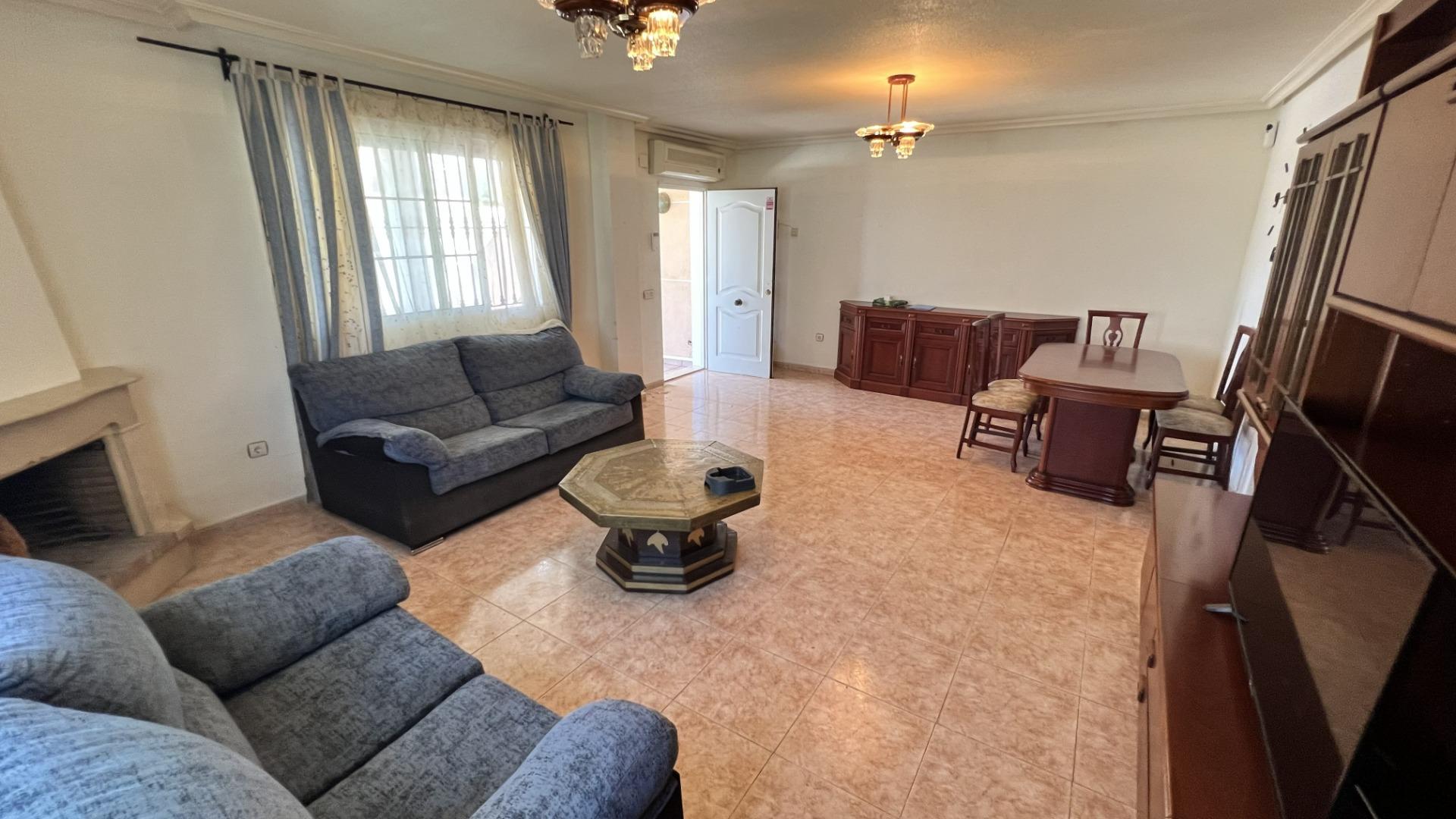 For sale - 4 Bedroom 2 Bathroom Semi Detached in Torrevieja - aguas nuevas  - Alicante