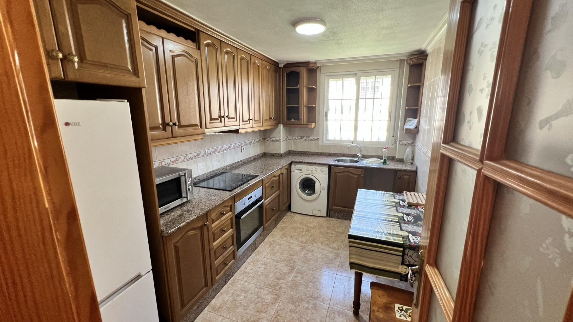 For sale - 4 Bedroom 2 Bathroom Semi Detached in Torrevieja - aguas nuevas  - Alicante
