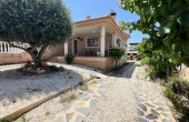 27-219-390-11-770/78087, 4 Bedroom 2 Bathroom Semi Detached in Torrevieja