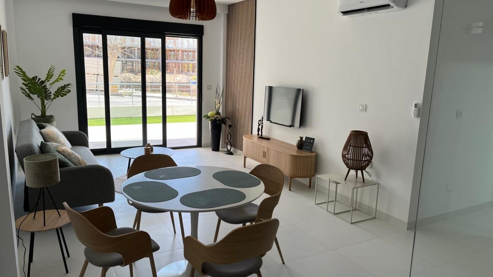 For sale - 2 Bedroom 2 Bathroom Apartment in San Miguel de Salinas - Inland  - Alicante