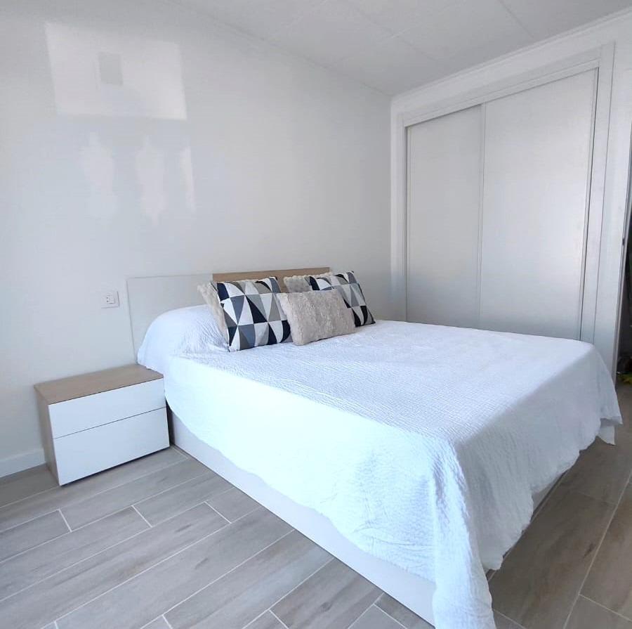 For sale - 2 Bedroom 2 Bathroom Town House in Torrevieja - Sector 25  - Alicante