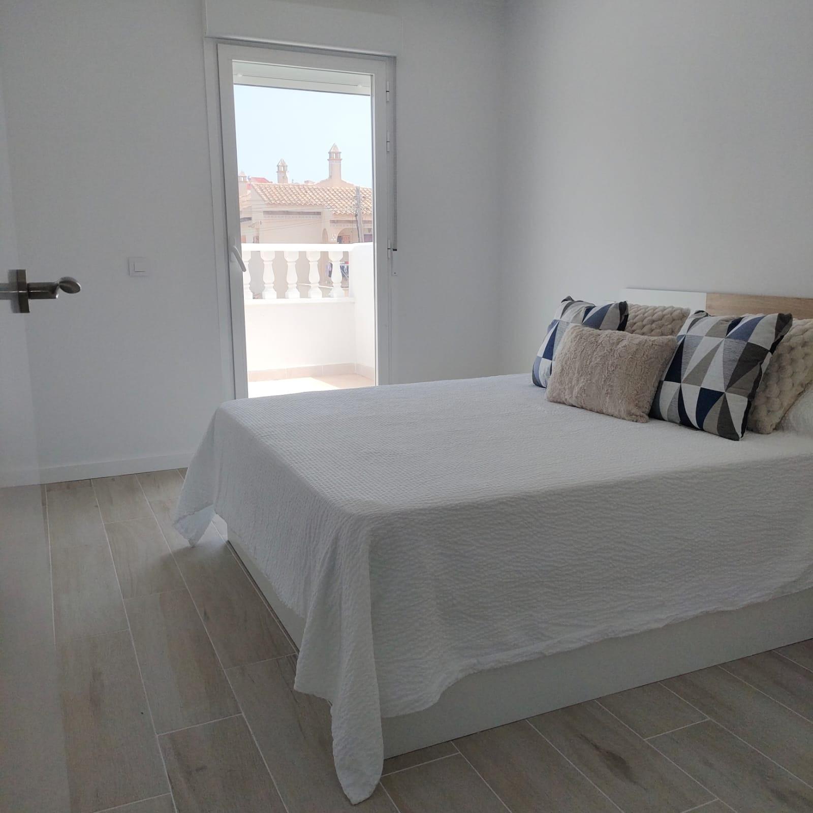 For sale - 2 Bedroom 2 Bathroom Town House in Torrevieja - Sector 25  - Alicante