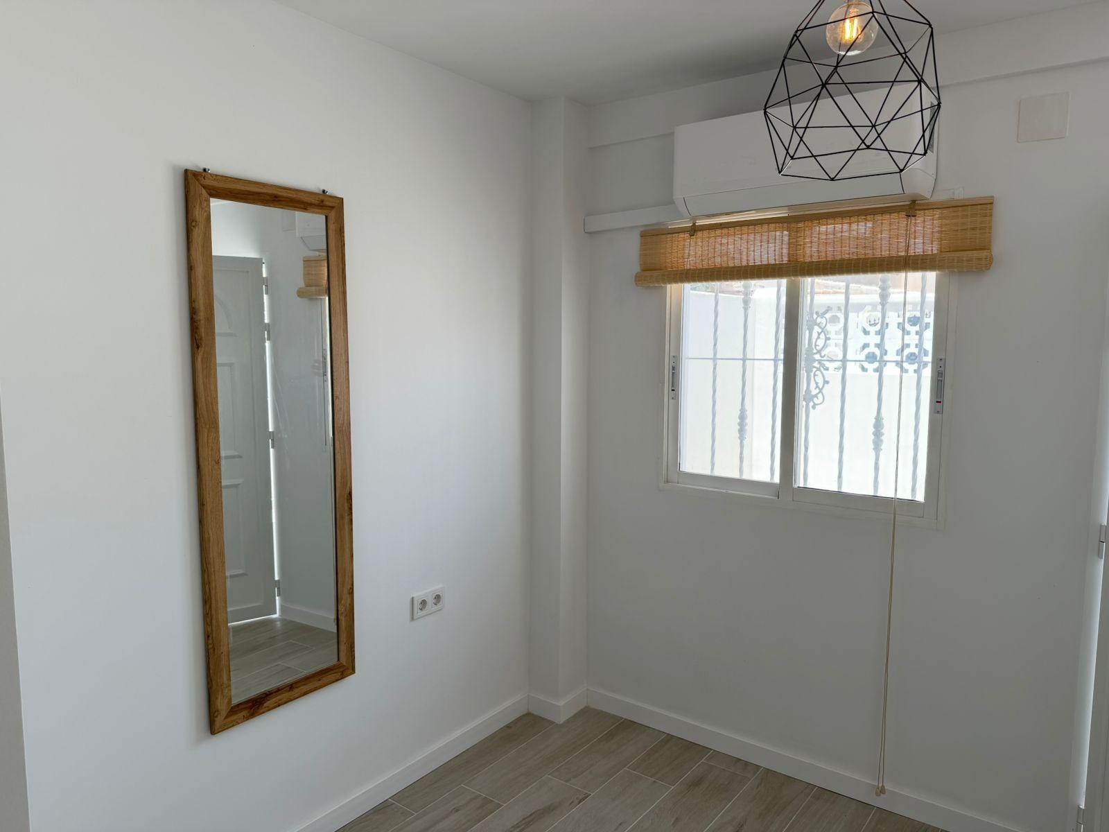 For sale - 2 Bedroom 2 Bathroom Town House in Torrevieja - Sector 25  - Alicante