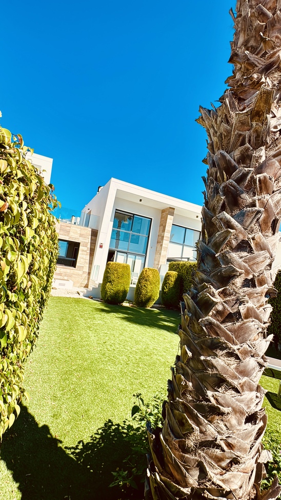 For sale - 3 Bedroom 2 Bathroom Duplex in Orihuela Costa - Costa Blanca  - Alicante