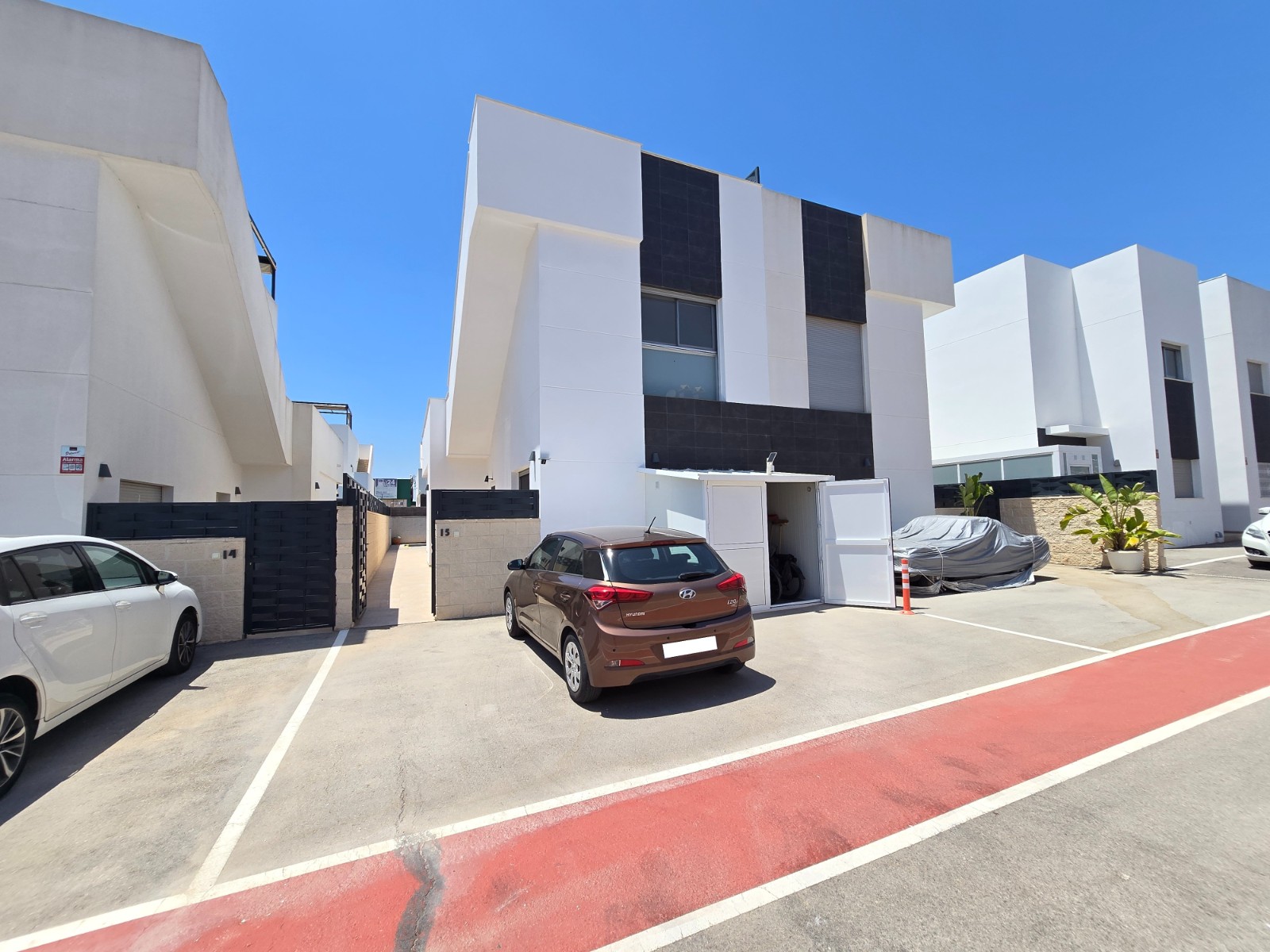 For sale - 3 Bedroom 2 Bathroom Villa in Ciudad Quesada - Costa Blanca  - Alicante