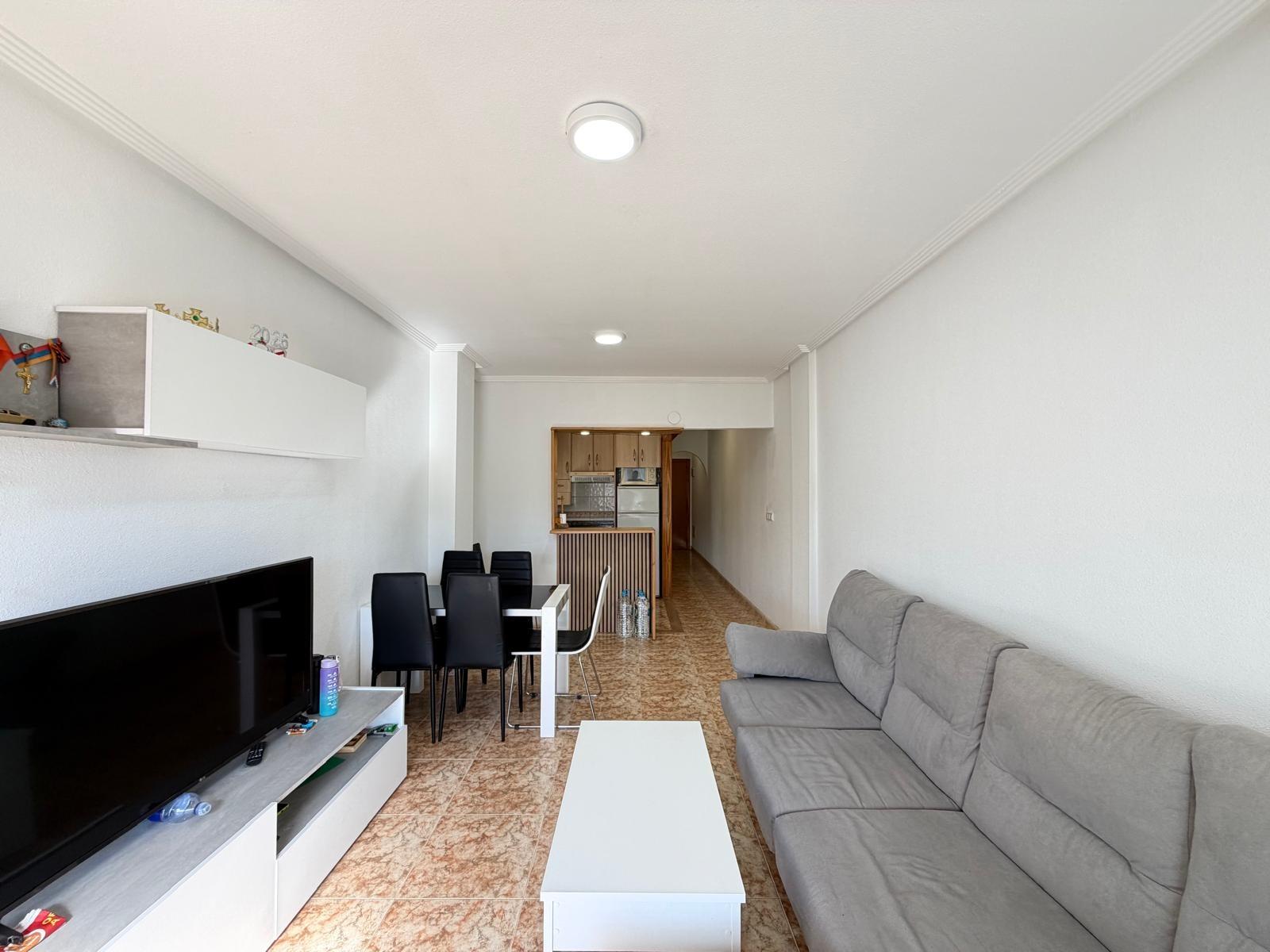 For sale - 2 Bedroom 1 Bathroom Apartment in Torrevieja - Playa Del Cura  - Alicante